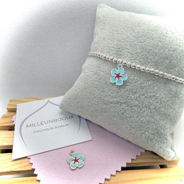 Fiore di Primavera con palline